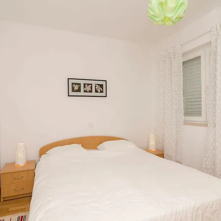 Carmelitta Apartman